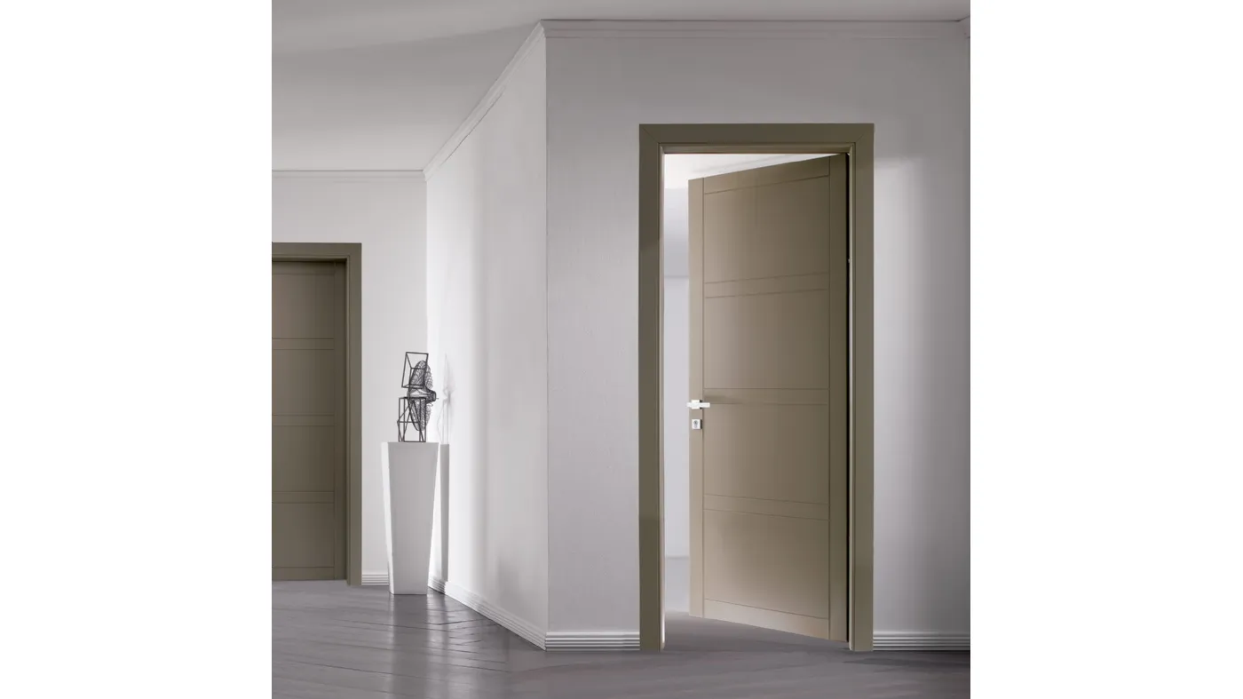 Fireproof door for interiors