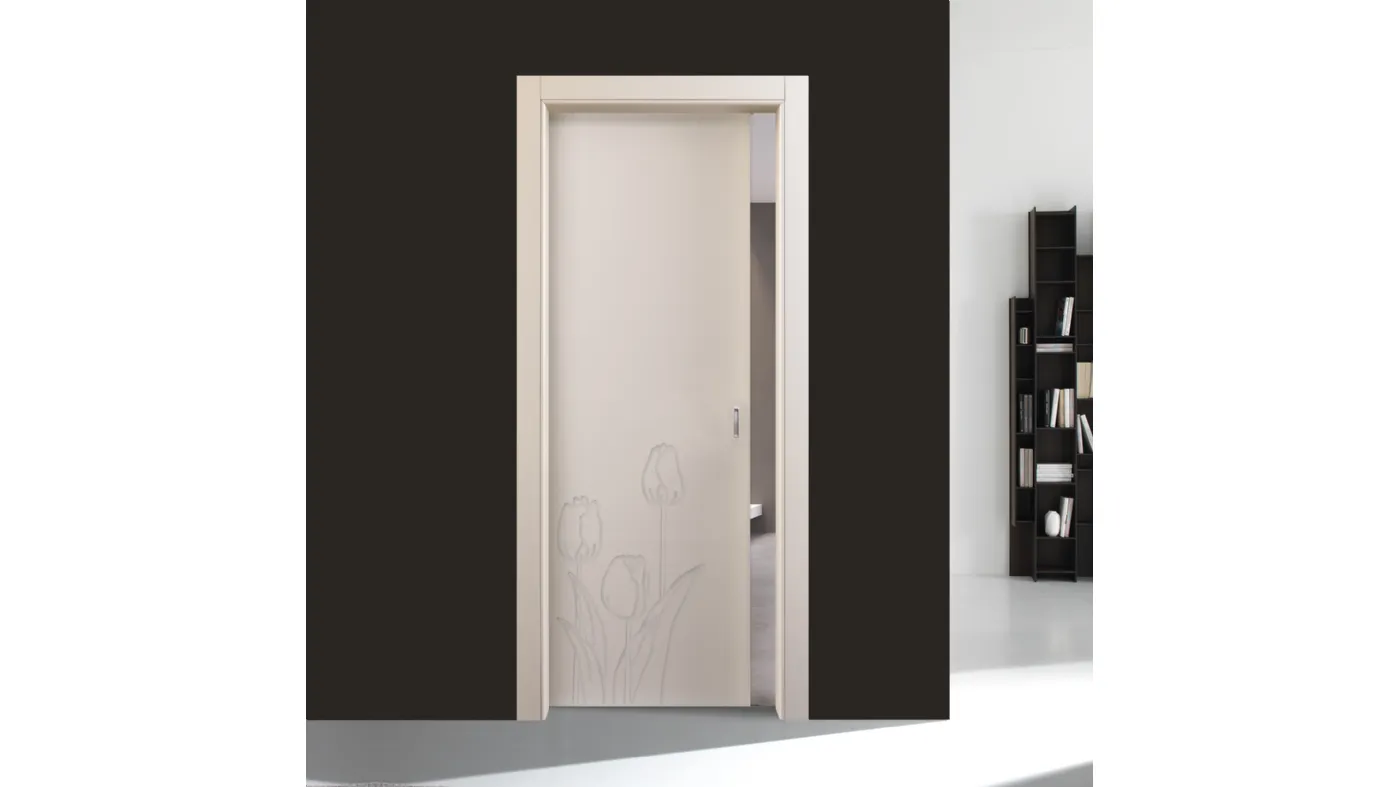 Retractable door in decorated wood